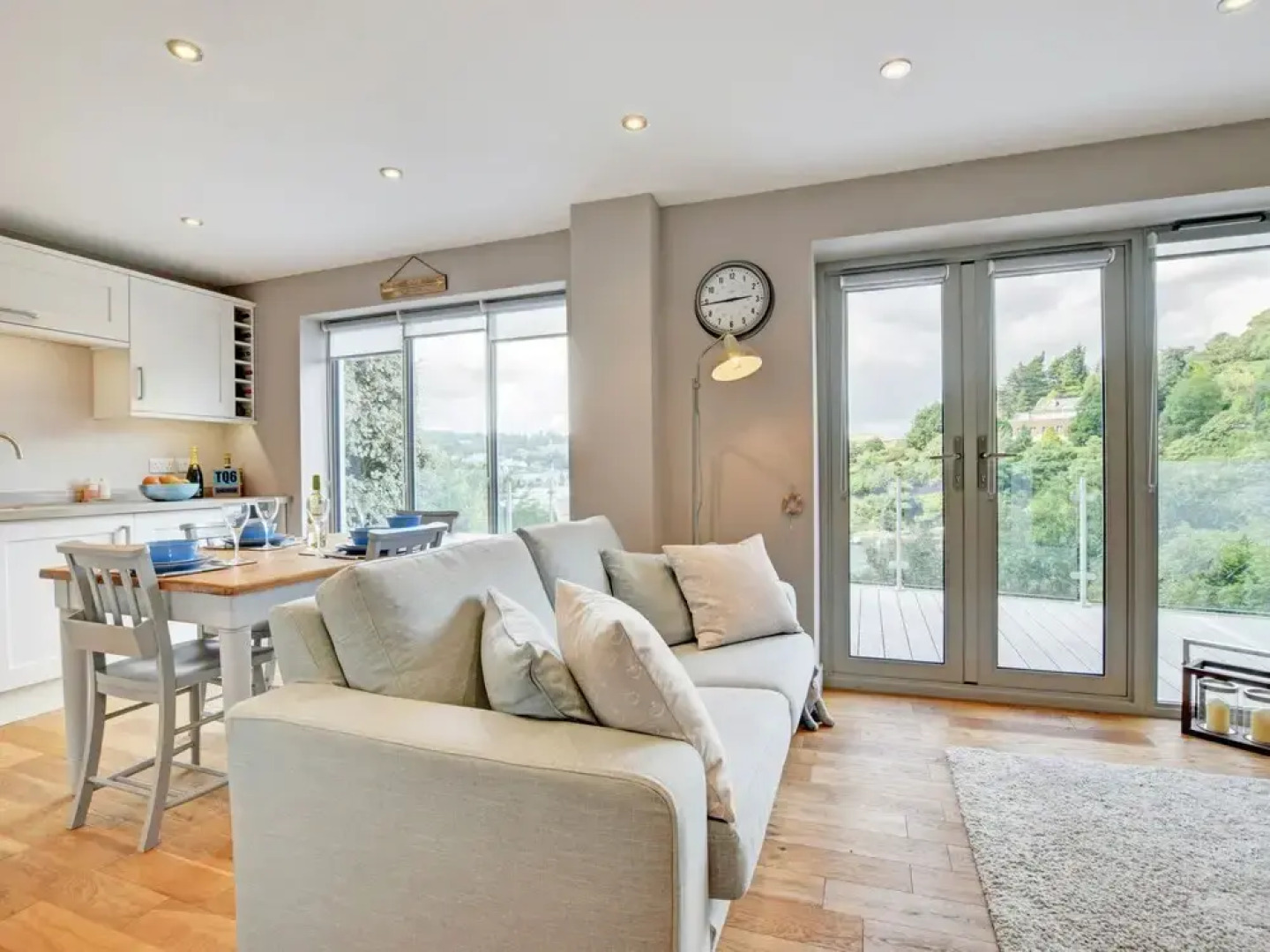 Beautiful Luxury Apartment Located in the Tranquil Village of Kingswear