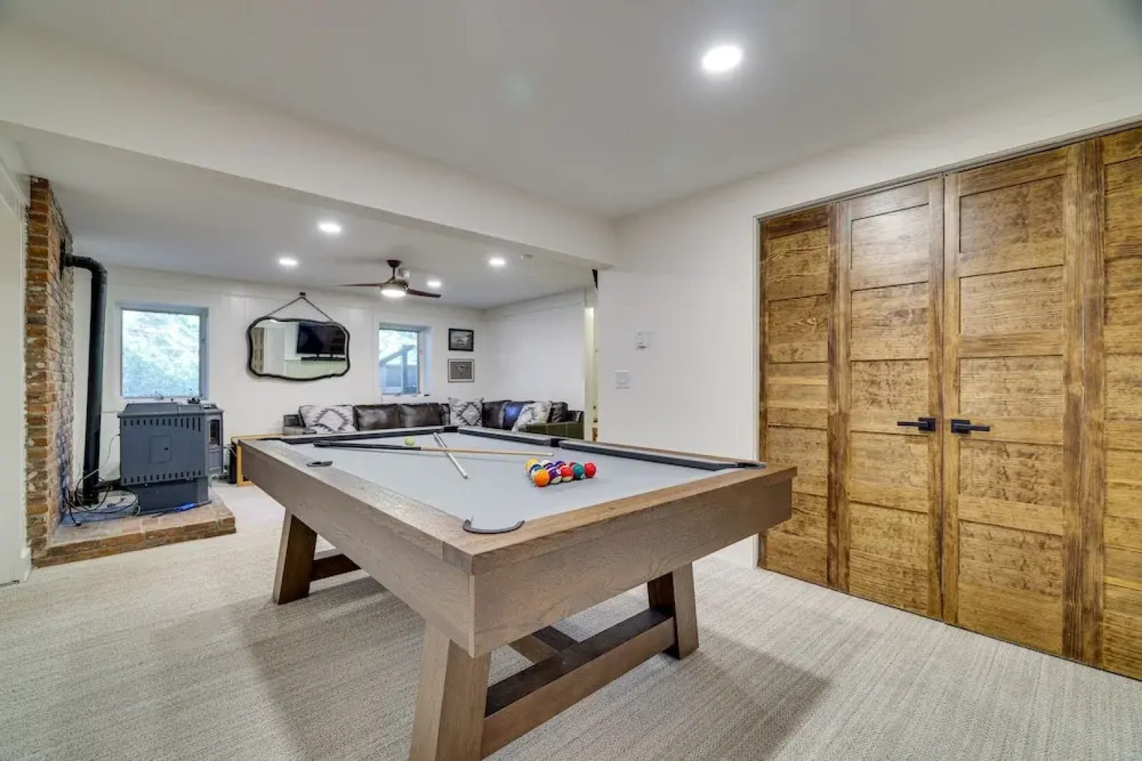 Private Hot Tub: Pocono Pines Cabin Getaway!