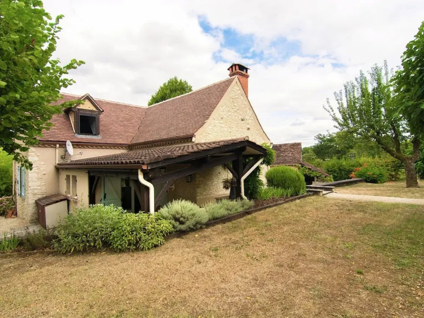 Holiday Home in the Lot With Beautiful Private Swimming Pool and Fantastic View