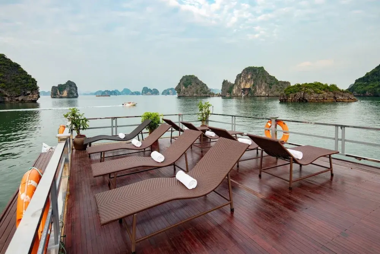 Seasun Boutique Cruise