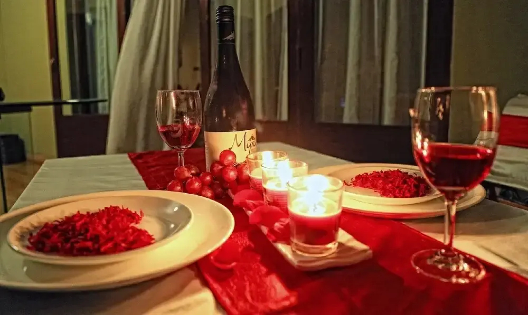 The Acacia Villa - Candy Floss