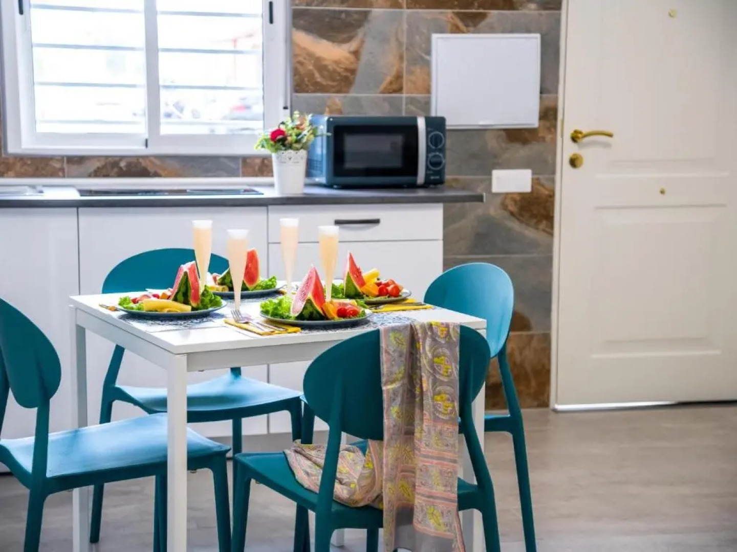 2 THE HOUSE of RISING SUN