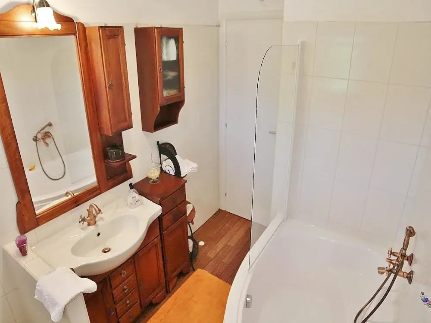 Holiday House Lico