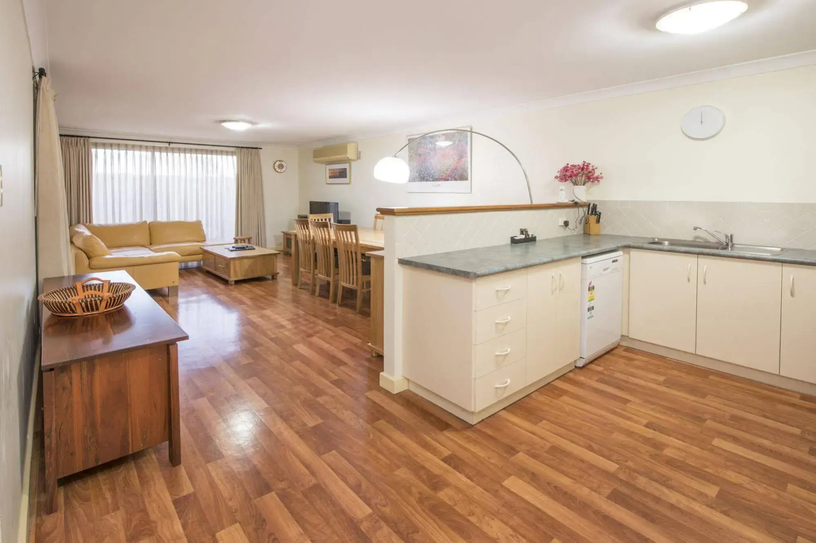 Cape View Beach Resort	