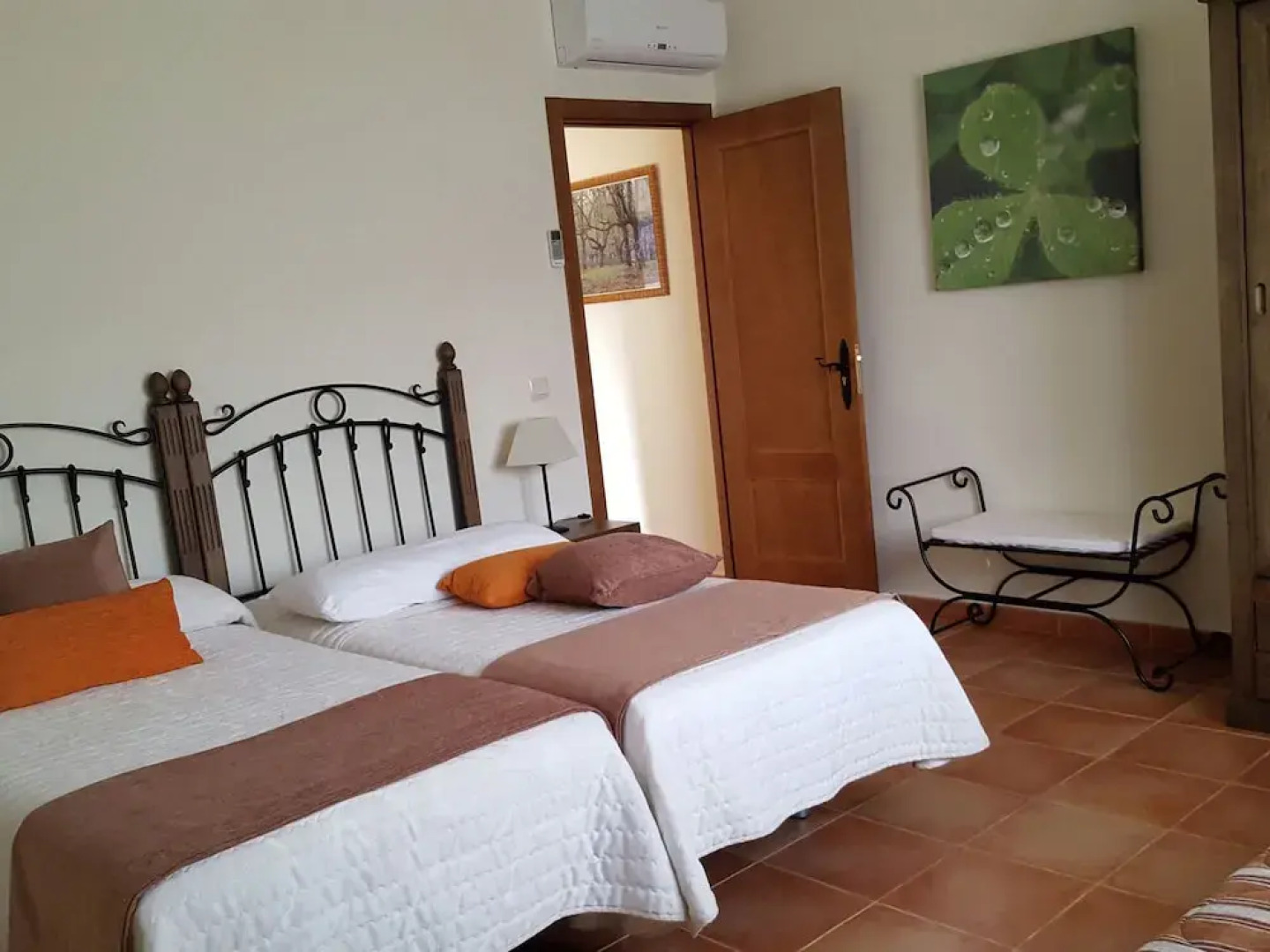 House with Pool in Cabañeros National Park near Madrid & Toledo