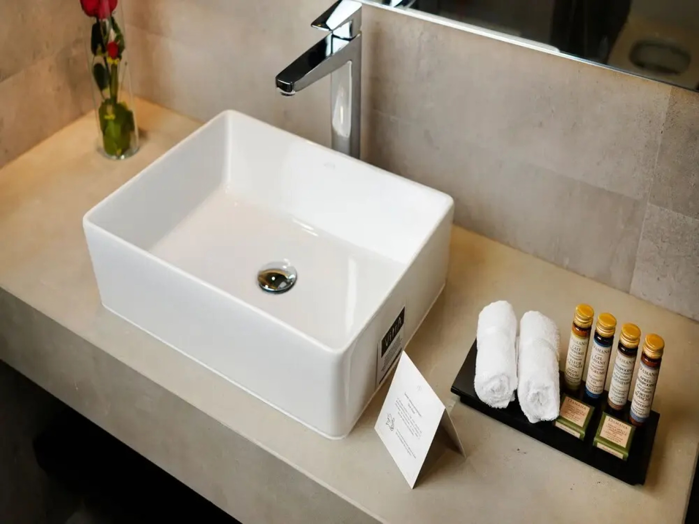 Отель Petit Palace Suites Hotel