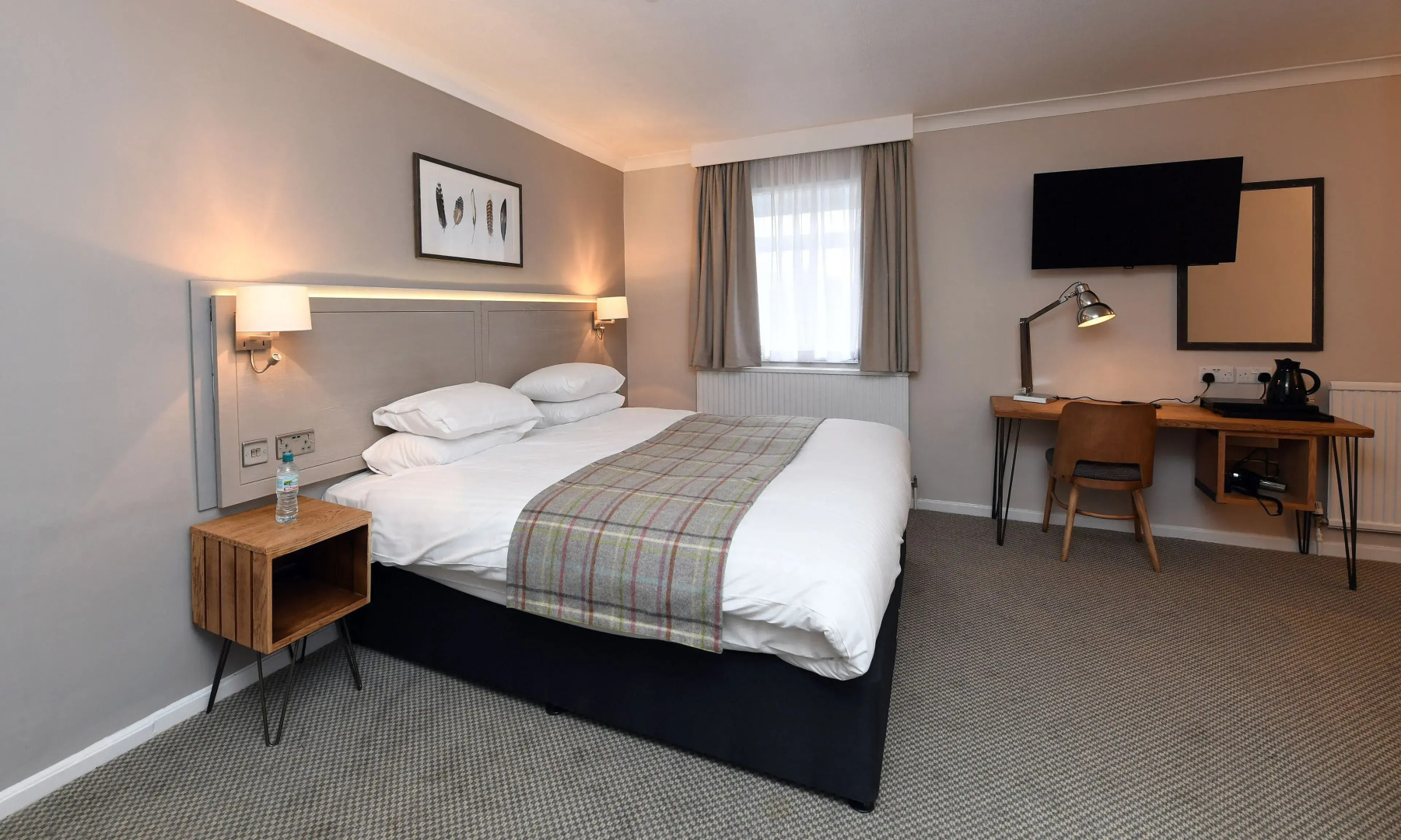 Hartford Hall on School Lane