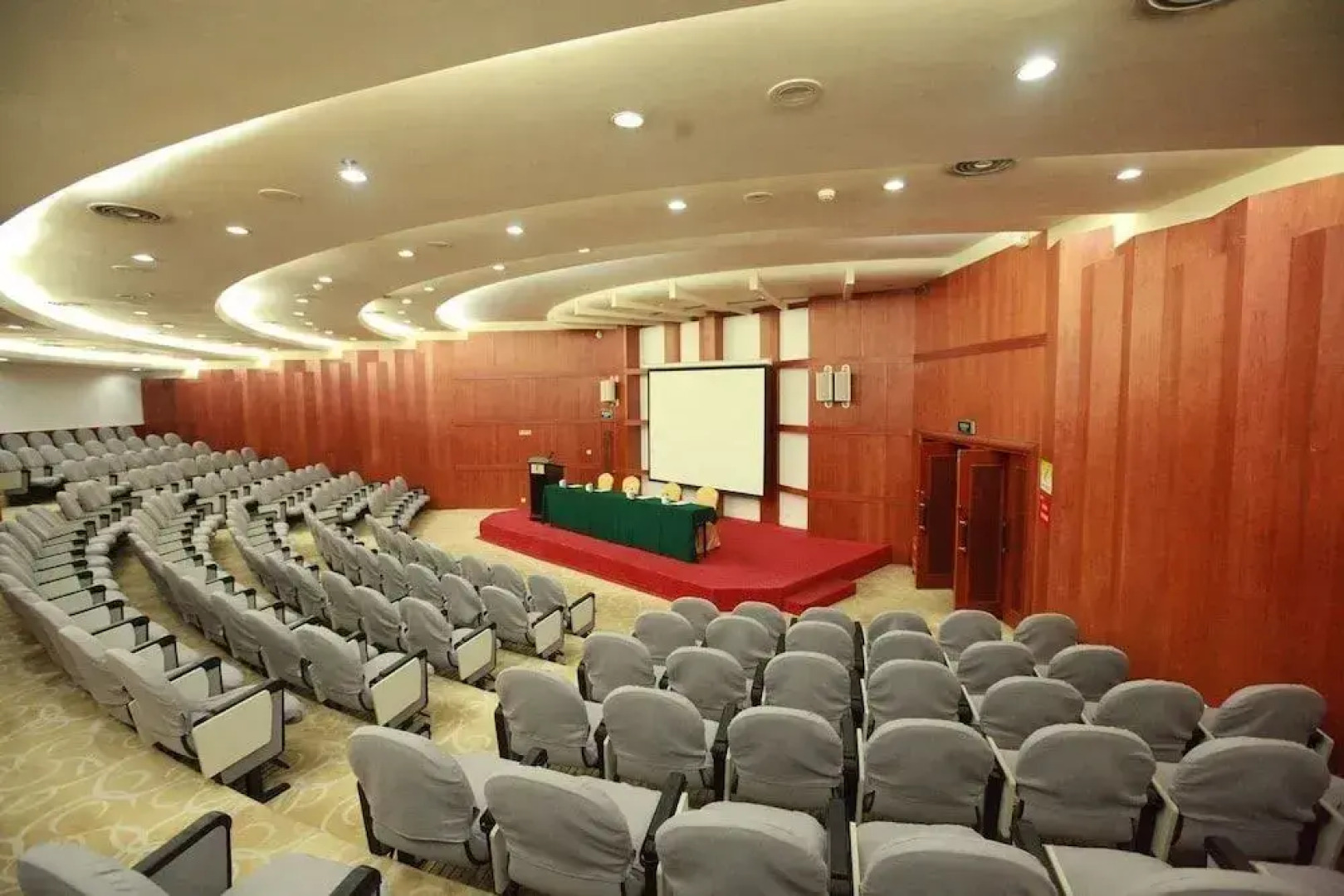 Kunming Wanghu Hotel