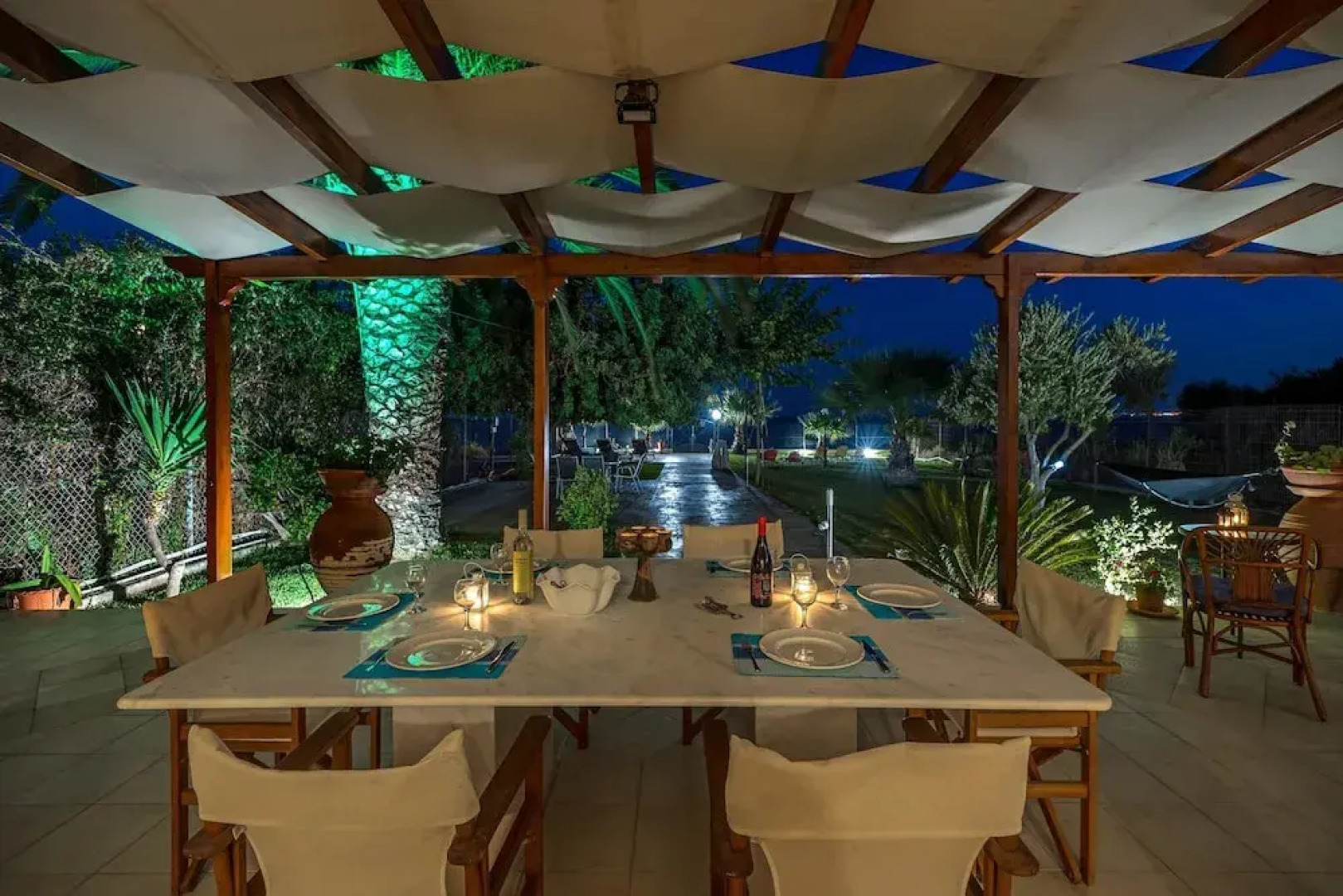 Holiday home poseidonnos and evripidou