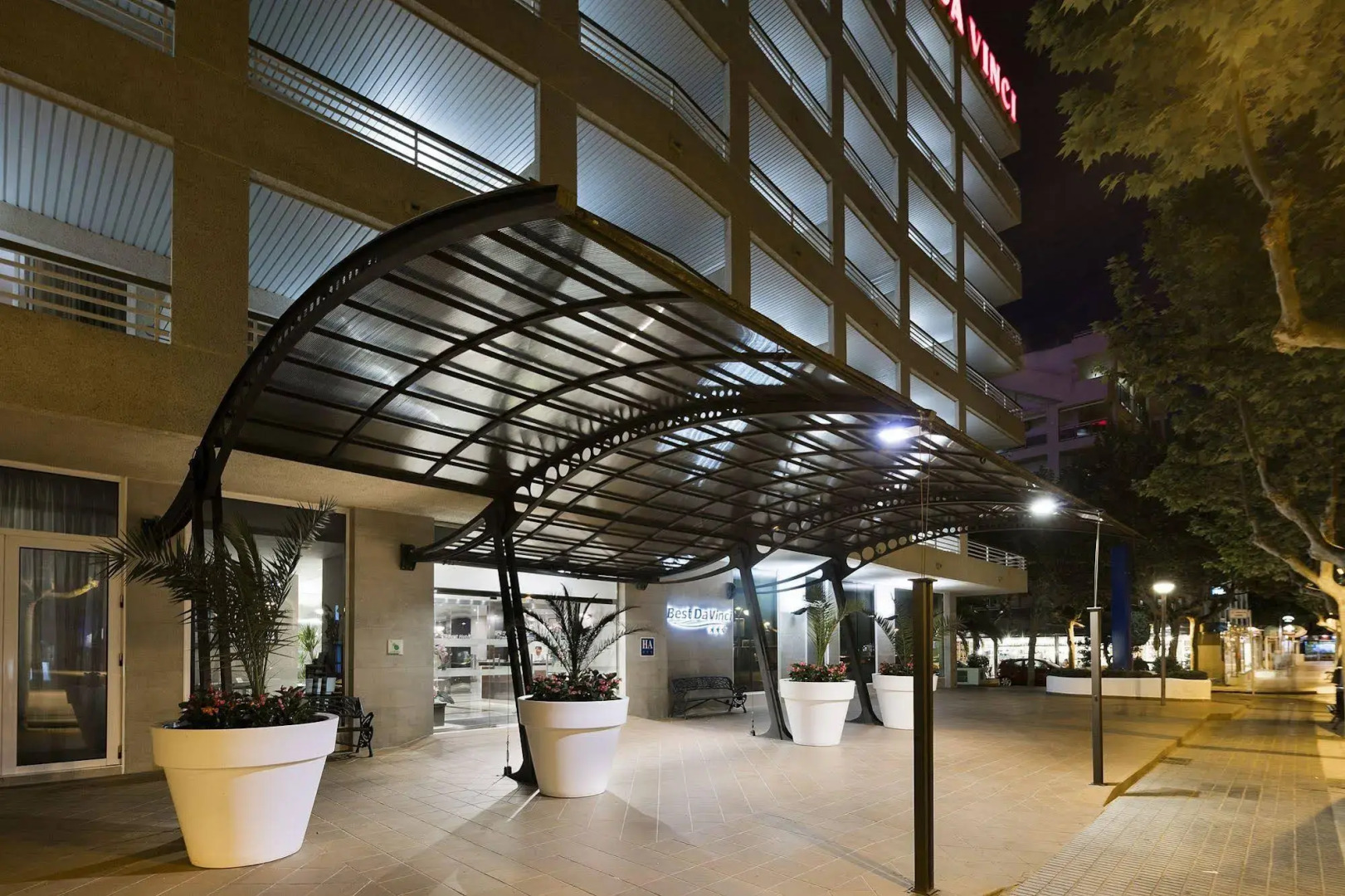 Отель Best Da Vinci