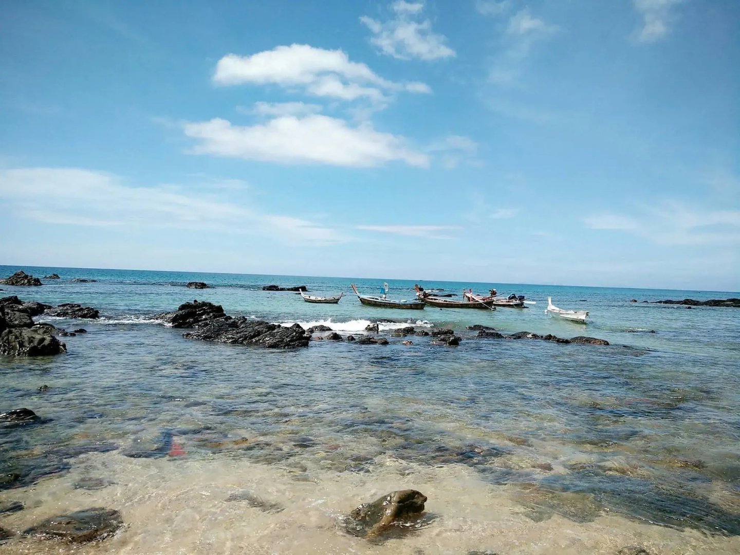The Sea At Lanta Hotel