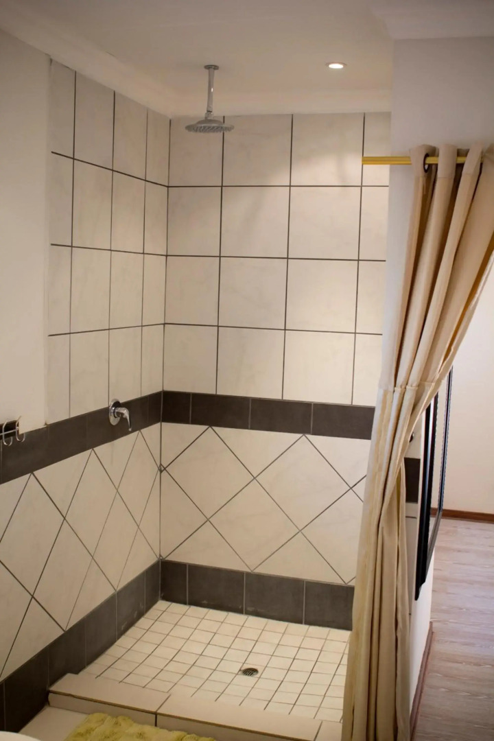 Villa Mexicana Guesthouse