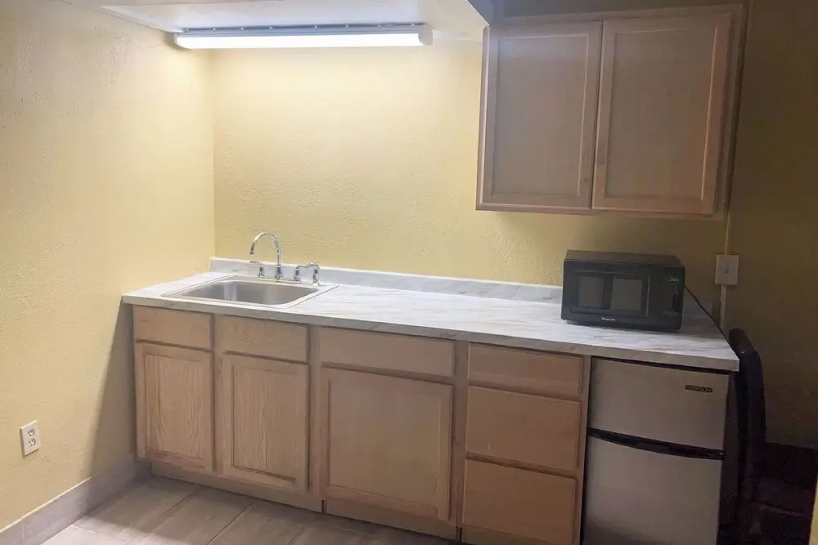 Days Inn By Wyndham Muskegon