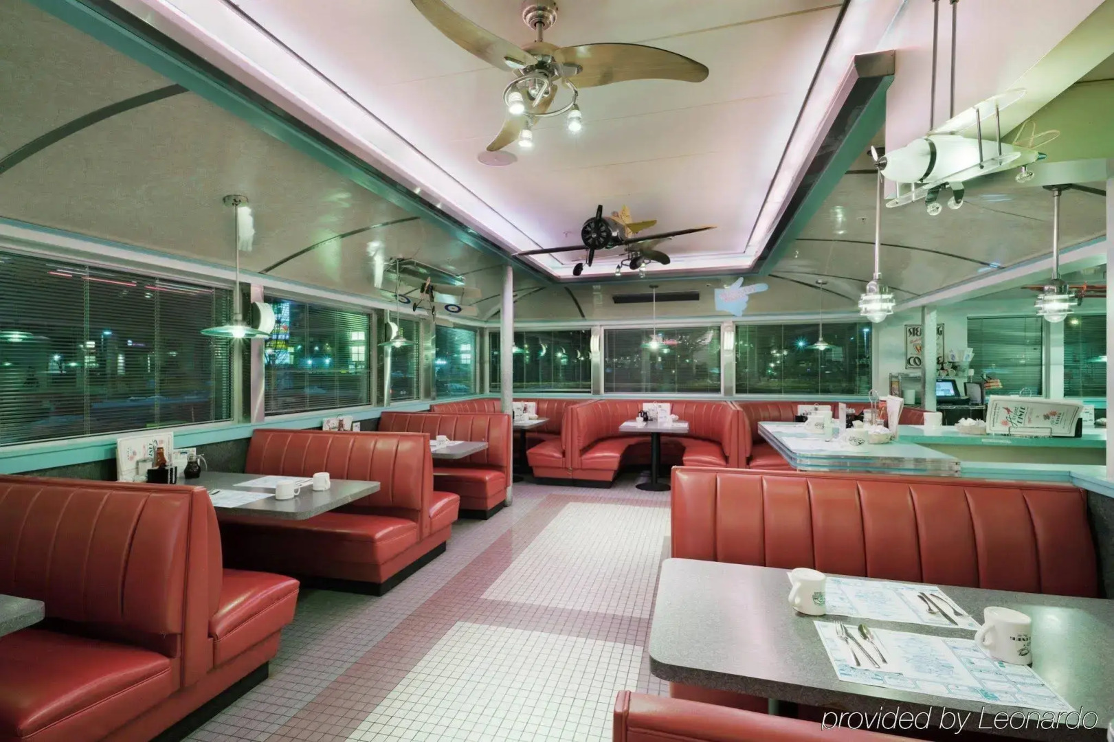 Holiday Inn Manchester Airport by IHG