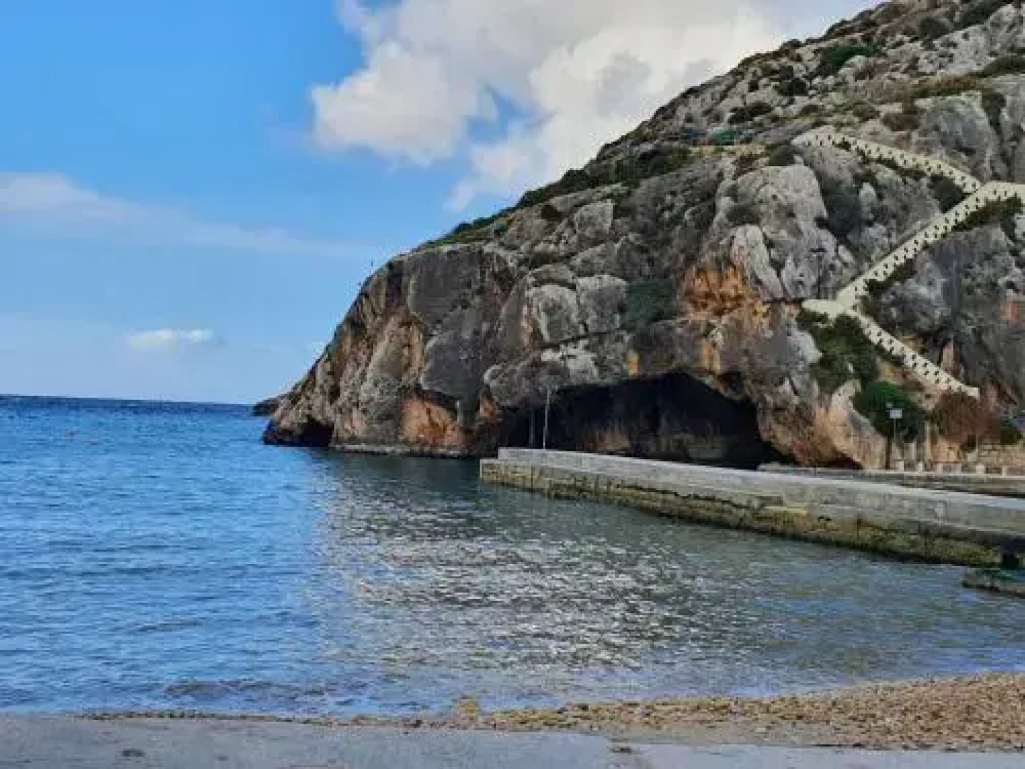 Mobydick Apartments by RBG