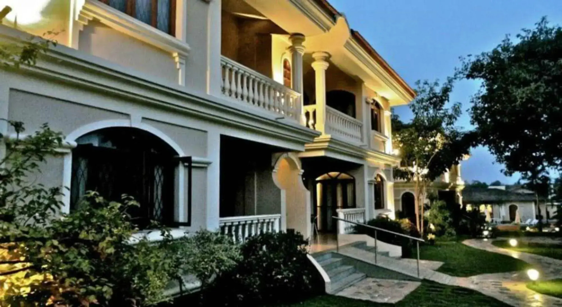 Hacienda de Goa Resort