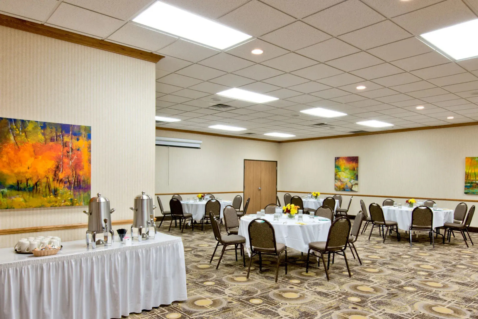 Holiday Inn Express & Suites - North Platte by IHG