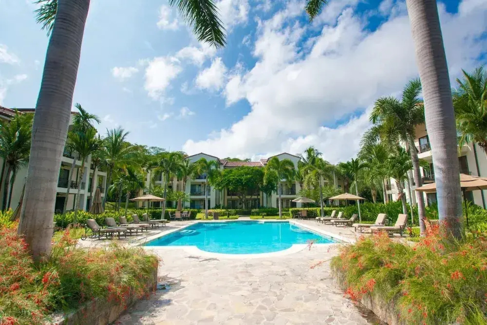 Classy artsy ocean-view unit near pool at Pacifico in Coco sleeps 6