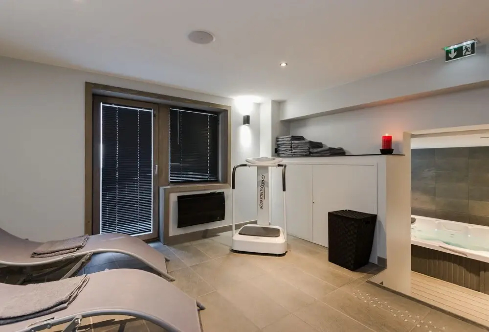 Victoria Lodge, Friendly Hotel