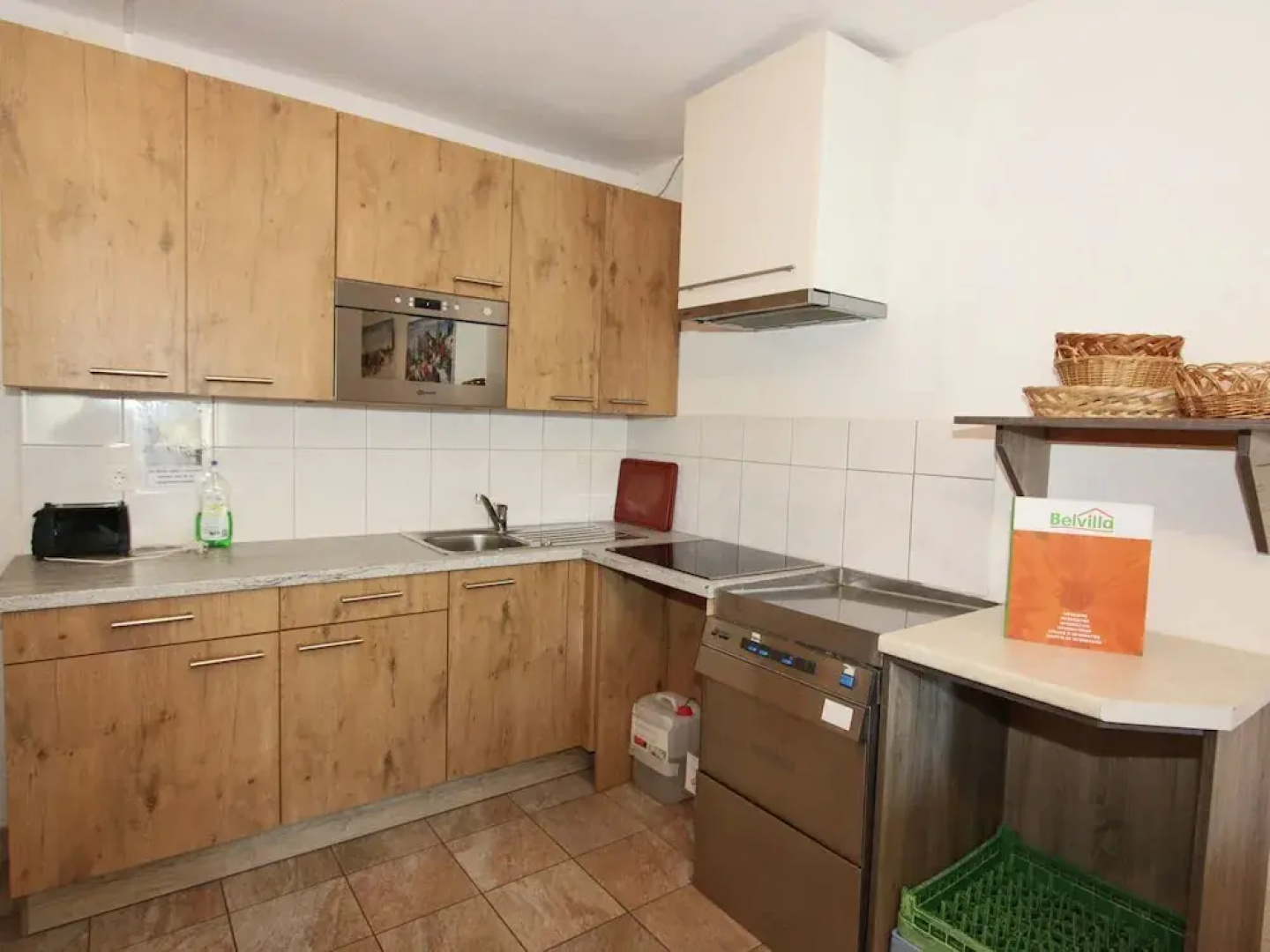 Spacious Holiday Home With Balcony, Sauna, Parking