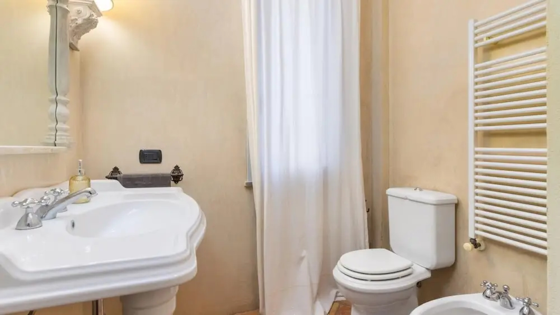 Cascina Moglia 8 1 Emma Villas