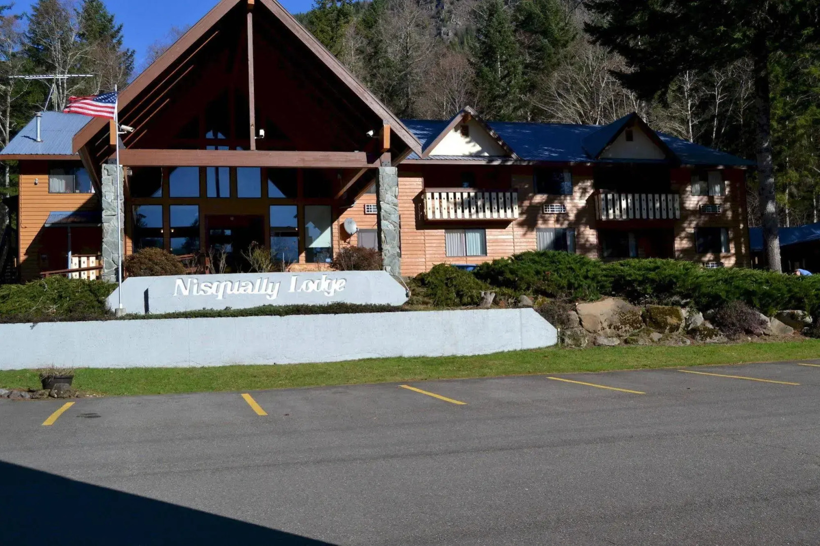 Nisqually Lodge