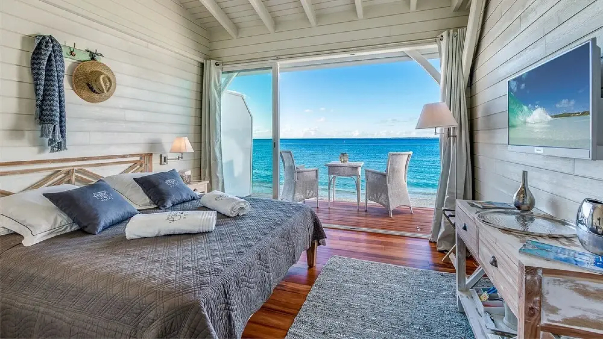 Le Temps des Cerises Hotel Beach