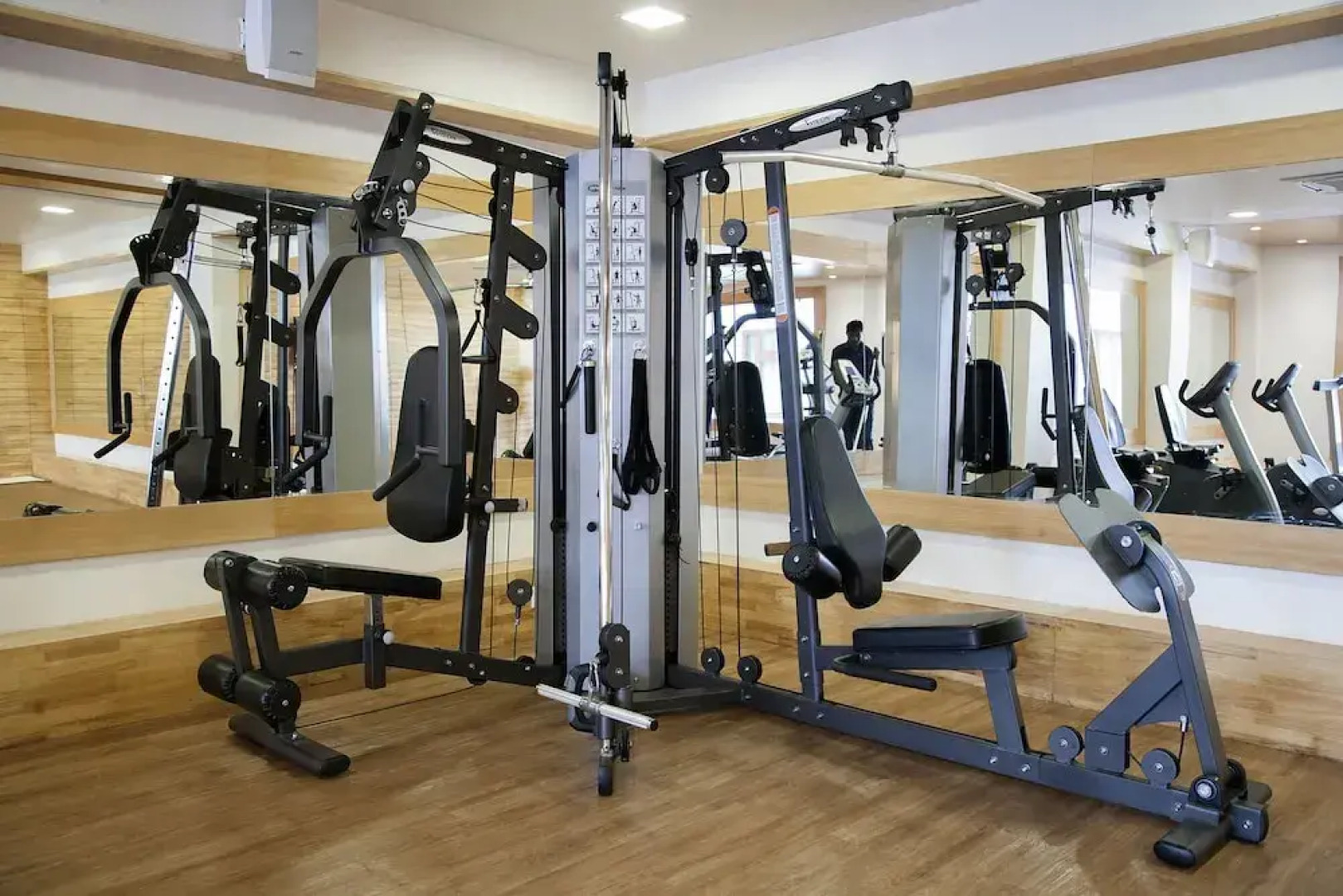 Palette - Hotel Deepali Palace