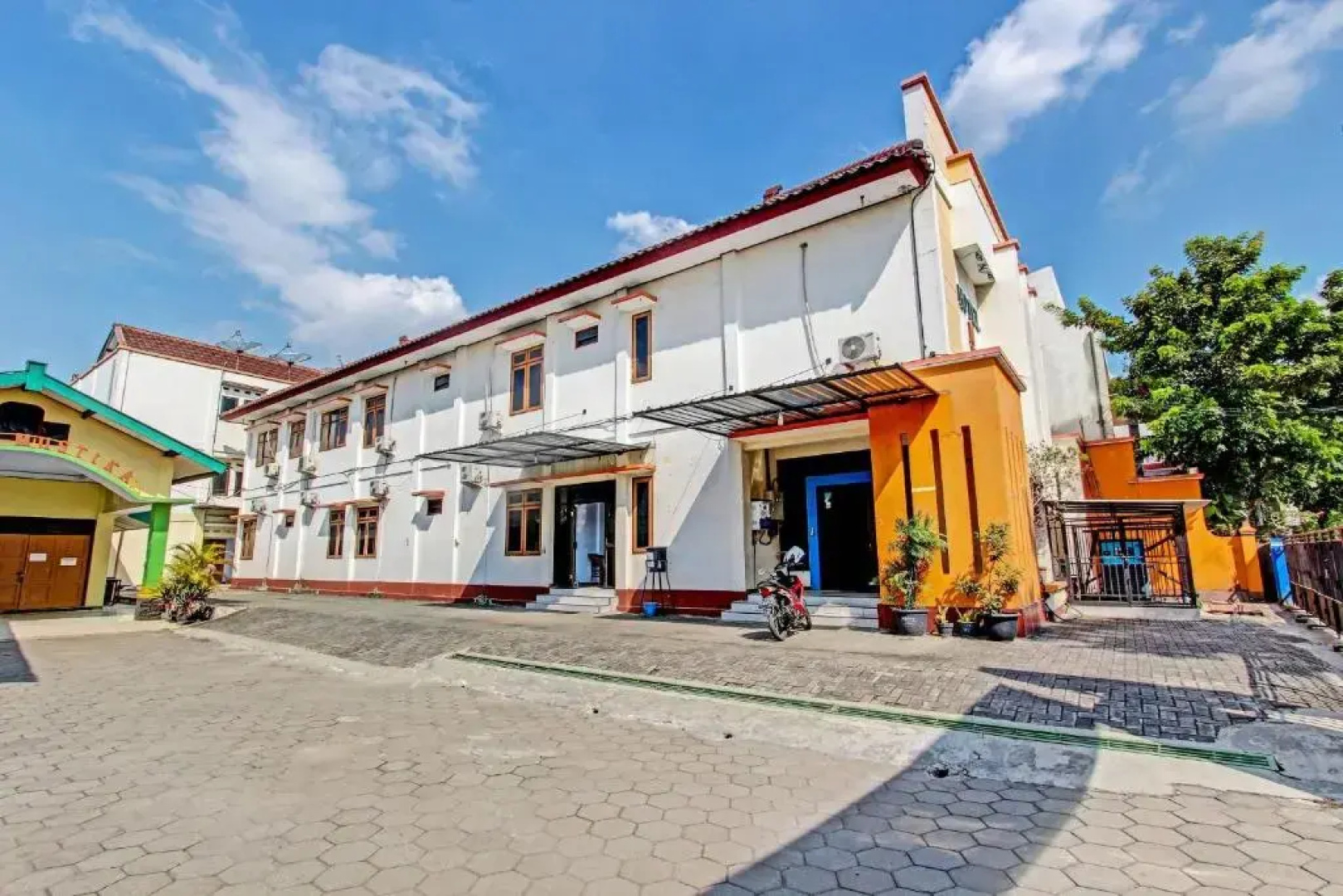 Capital O 91355 Hotel Mustika 1 Syariah