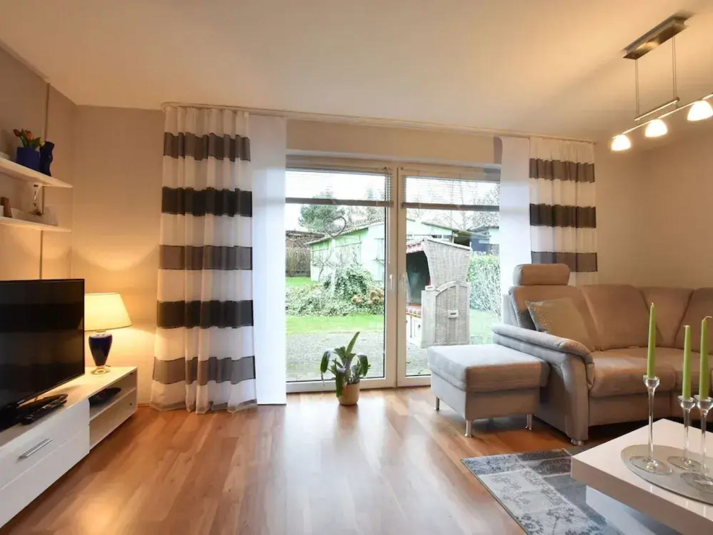 Cozy Holiday Home in Hohenkirchen near Baltic Sea