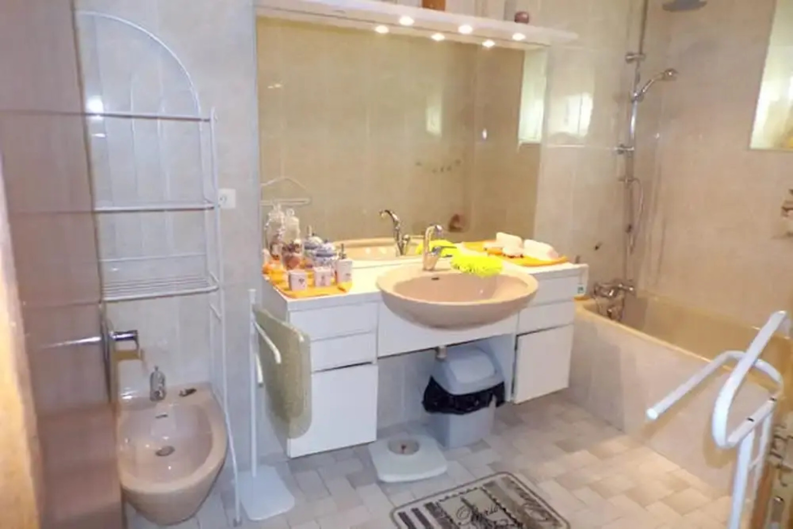 Apartment With 3 Bedrooms in Toulonjac, With Enclosed Garden and Wifi