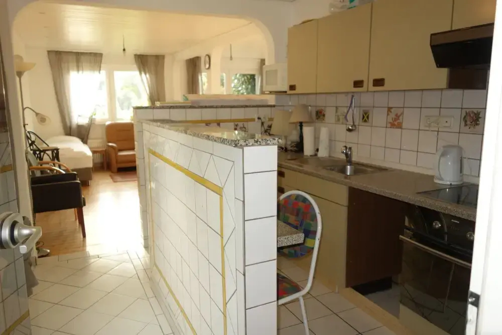 Tolstov-Hotels Large 3 Room Apartment with Garden