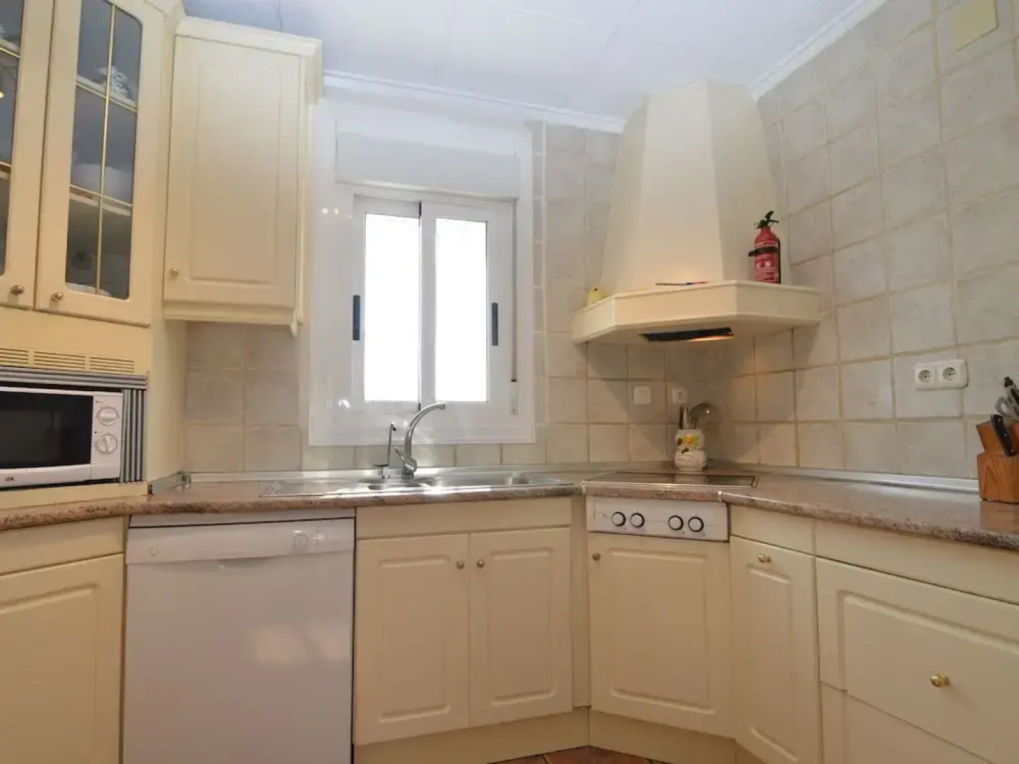 Luxurious Villa in La Escuera with Swimming Pool