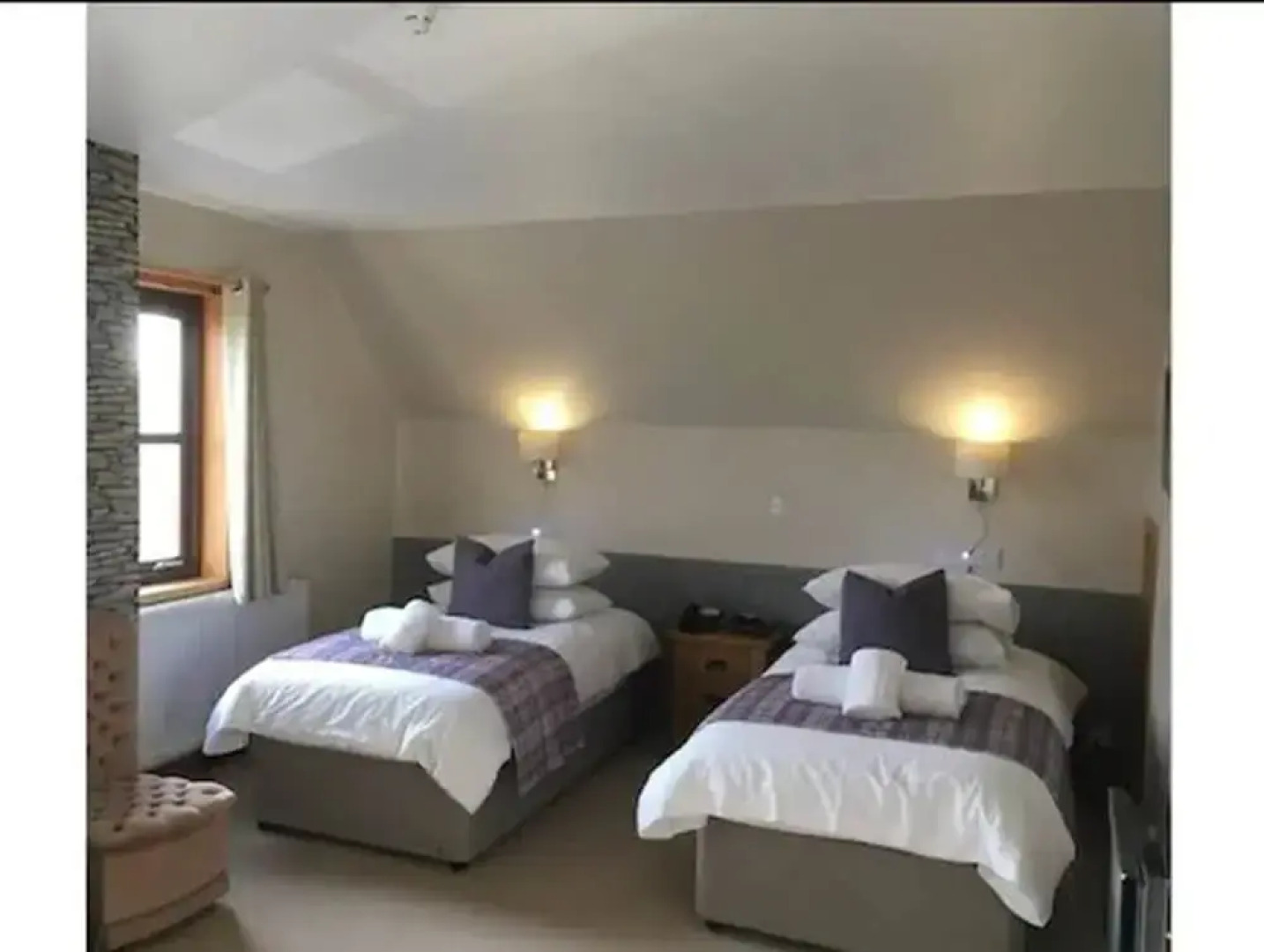 Standing Stones Hotel