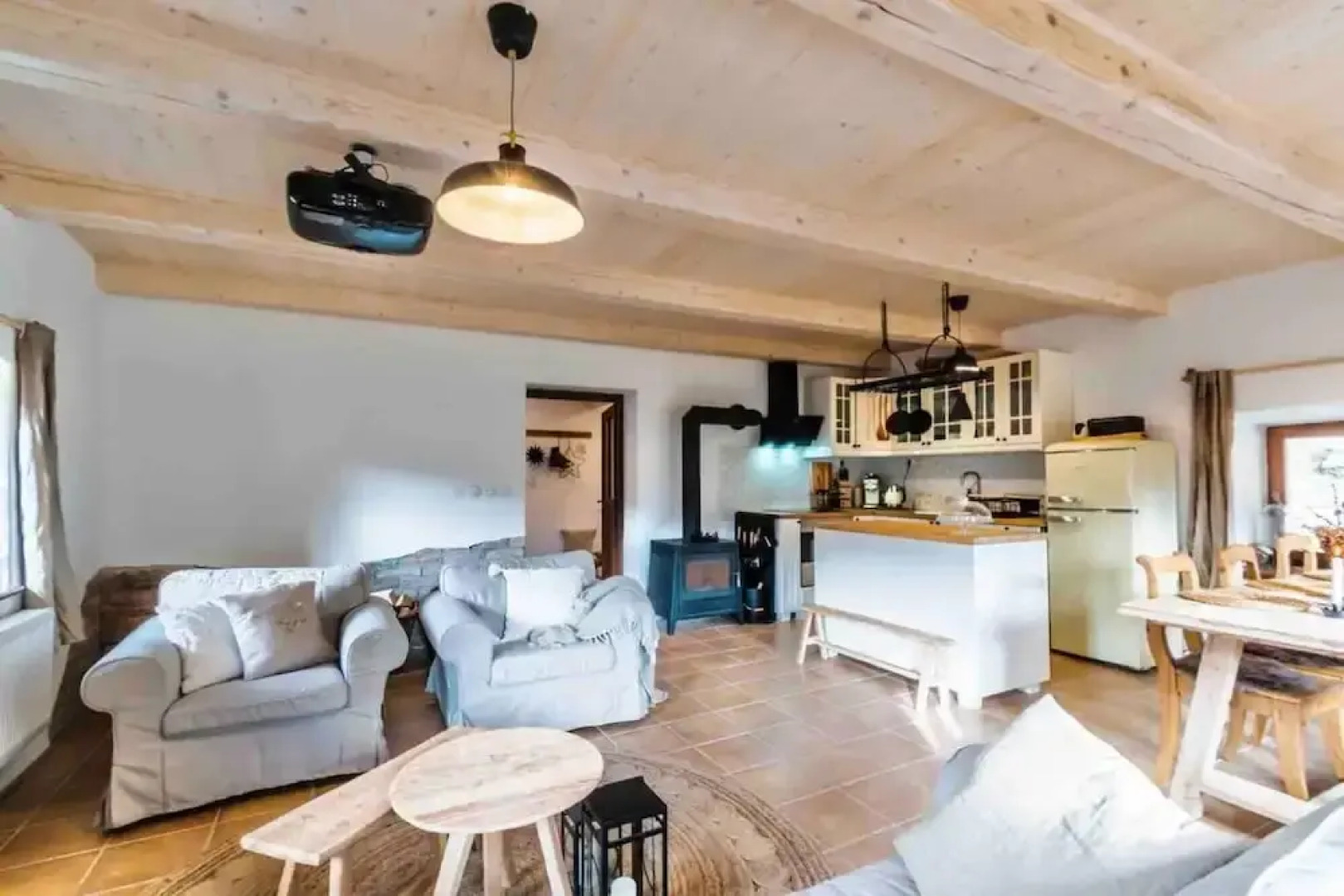 Lucany nad Nisou - Lla560