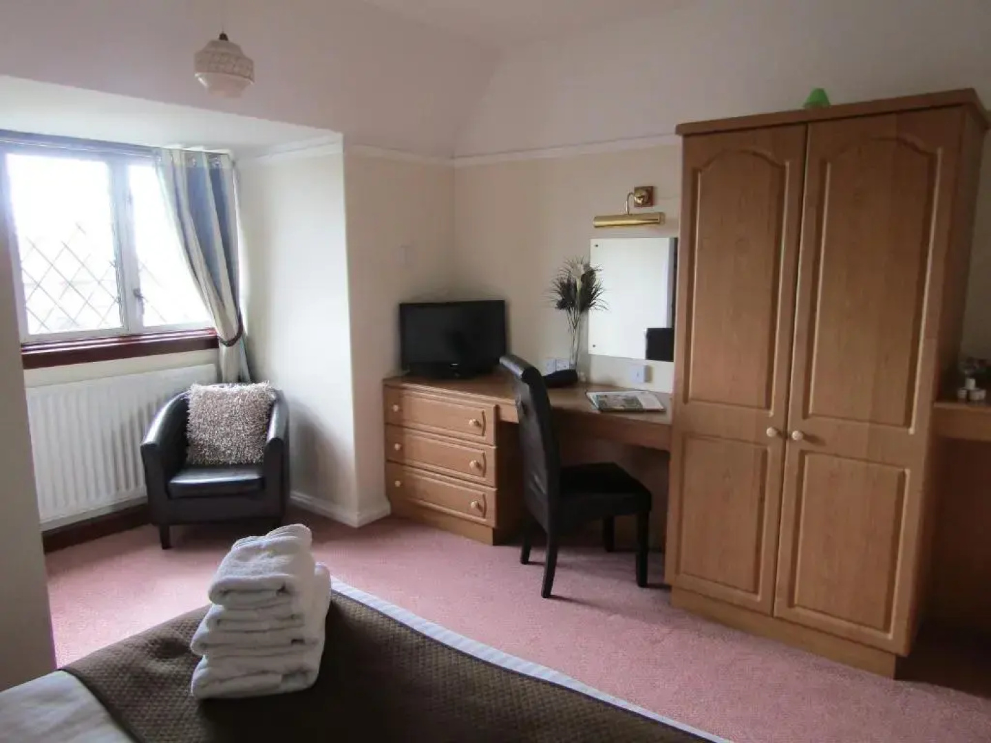 Hunters Lodge Hotel