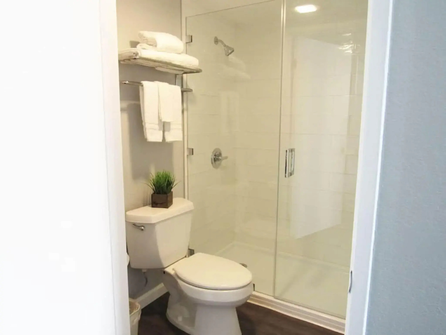 Capri Suites Anaheim