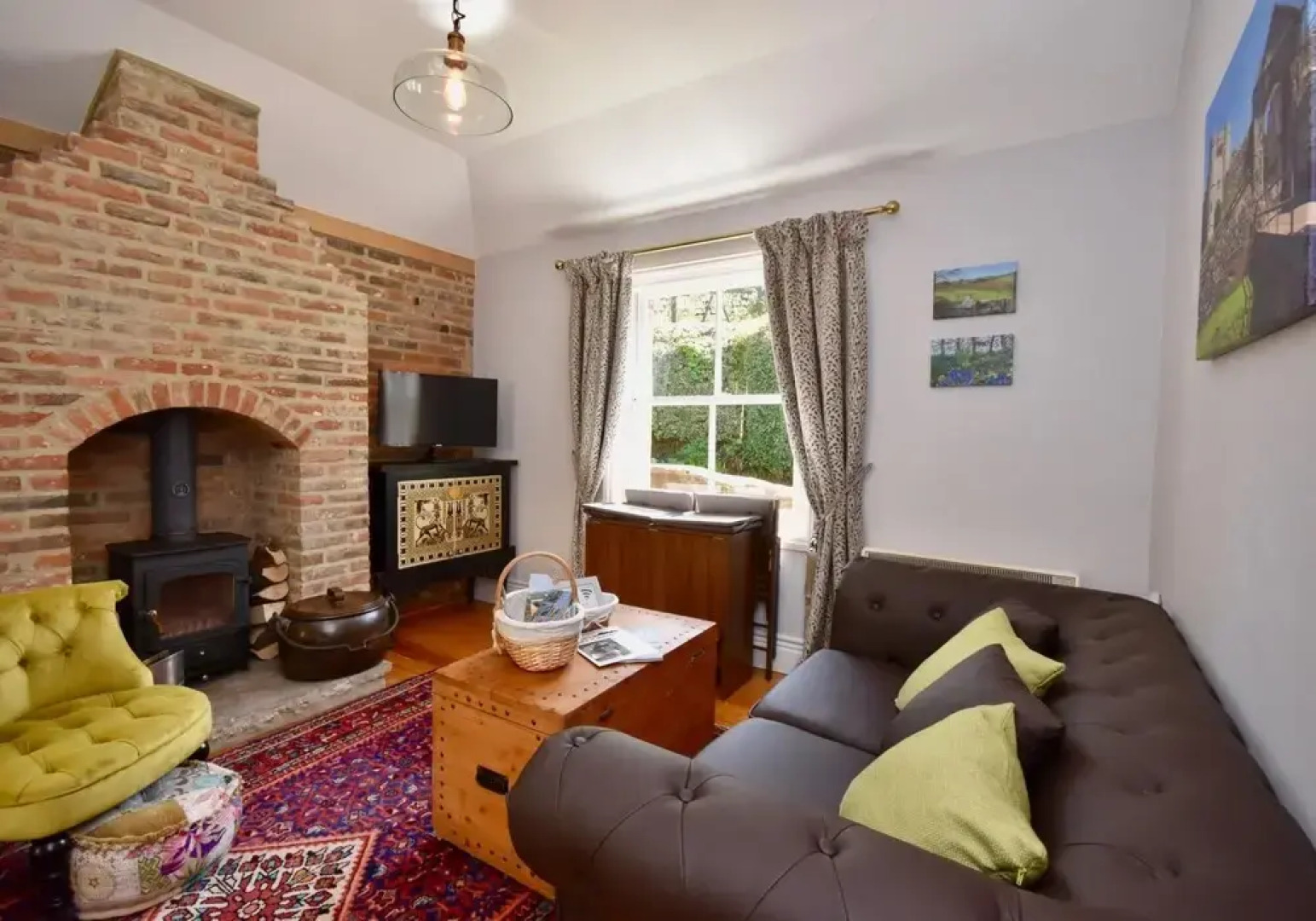 Little Clatterford Walkers Paradise for 2 Close to Carisbrooke Castle