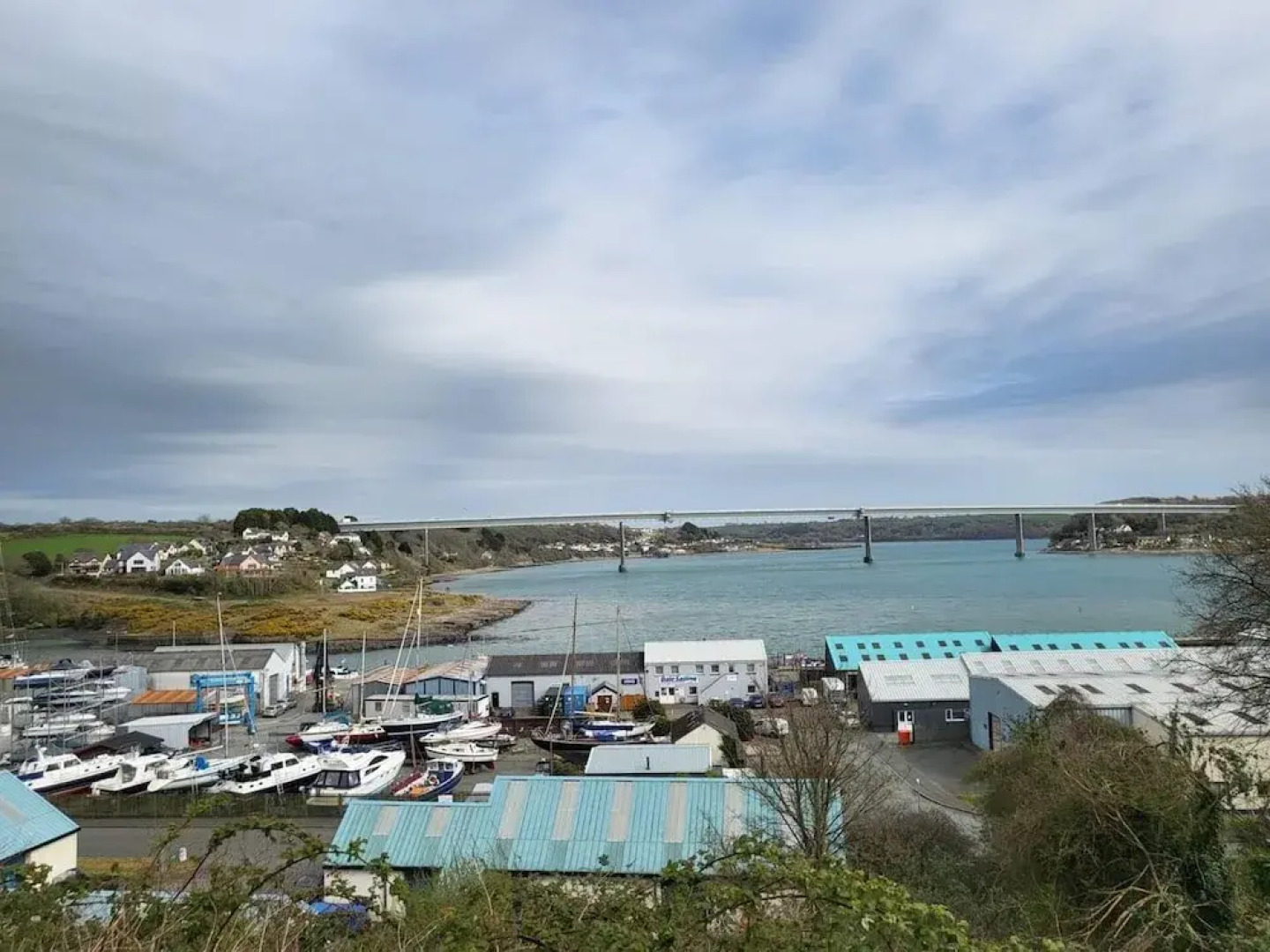 Marina Reach Neyland, Flat With Great sea Views