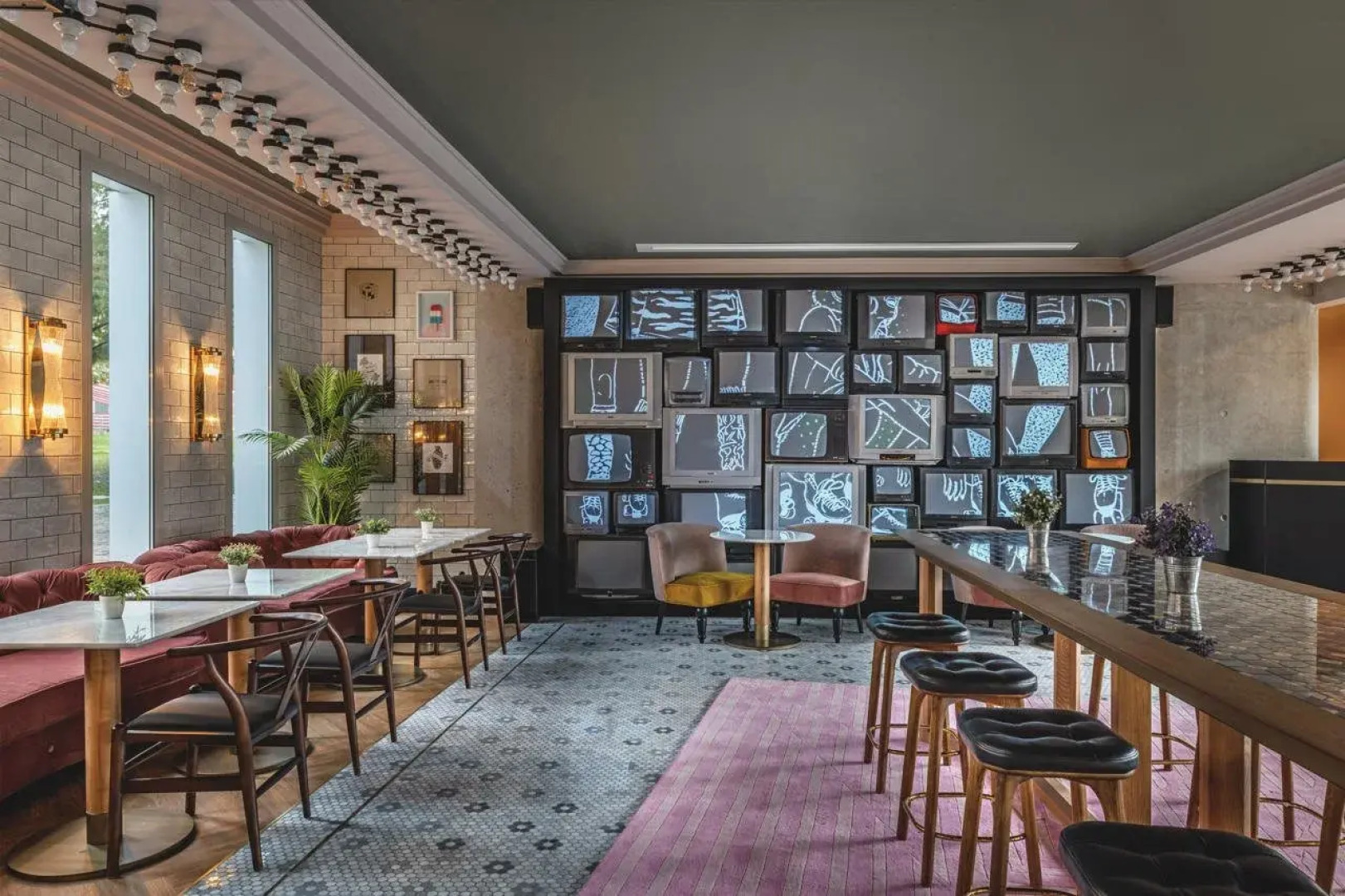 Отель Moxy Paris La Villette