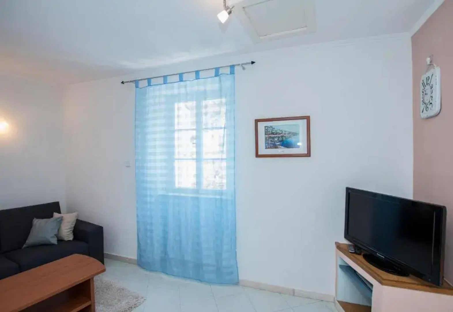 Radovčić Apartments and Rooms