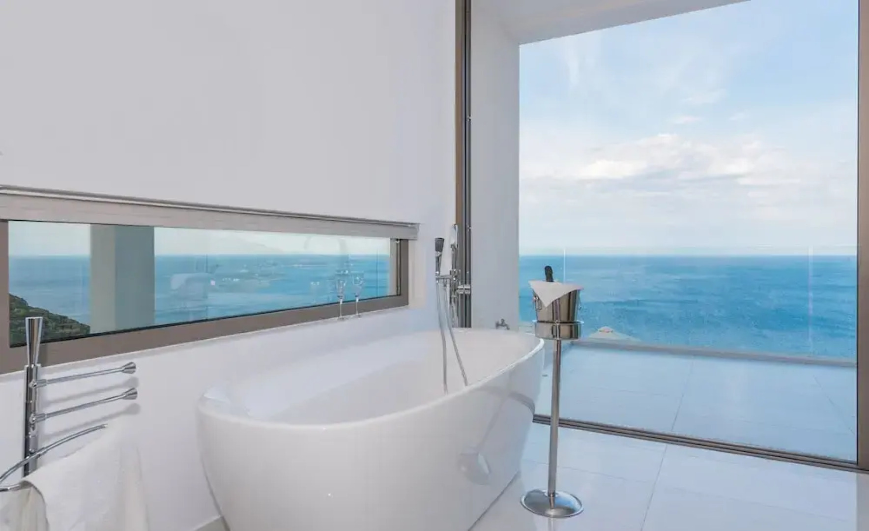 Aurora Villa Luxury Retreat