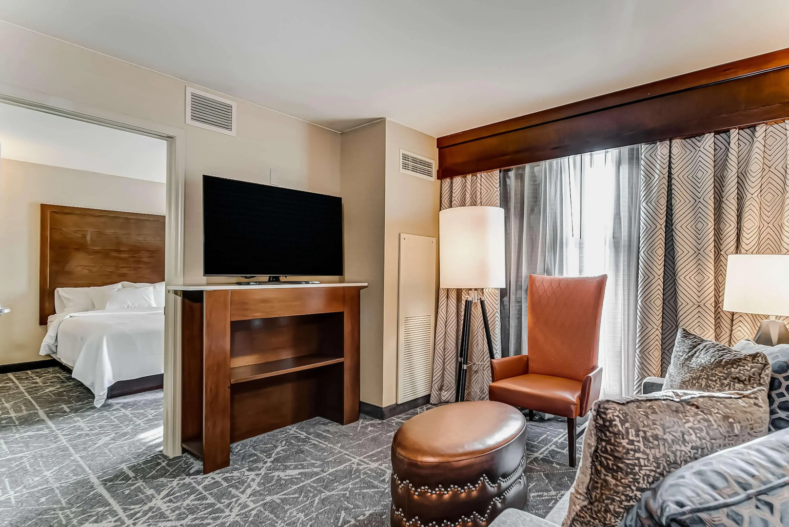 Embassy Suites Atlanta - Kennesaw Town Center