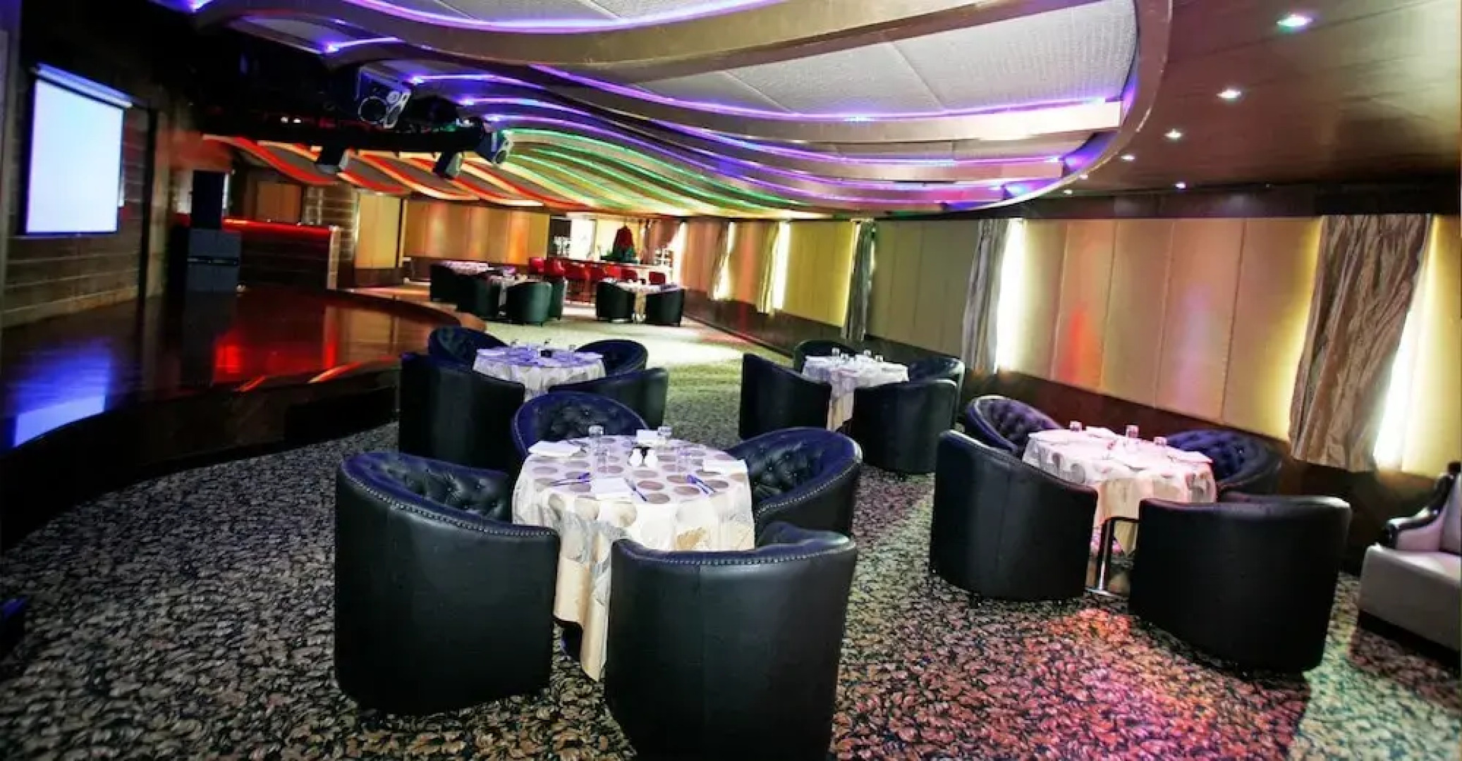 Oh Biz Executive at Leonia