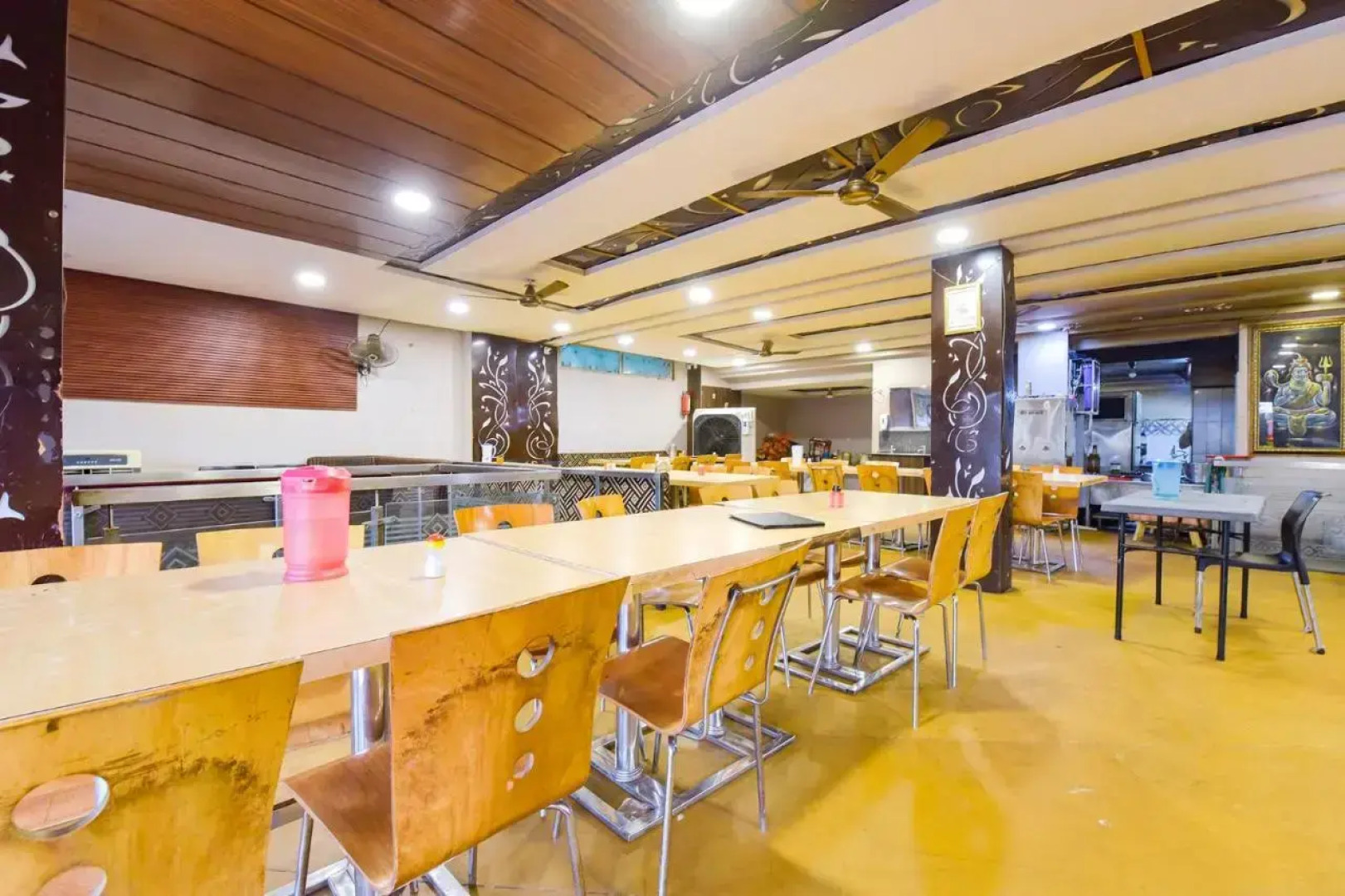 Hotel Raghumani Palace