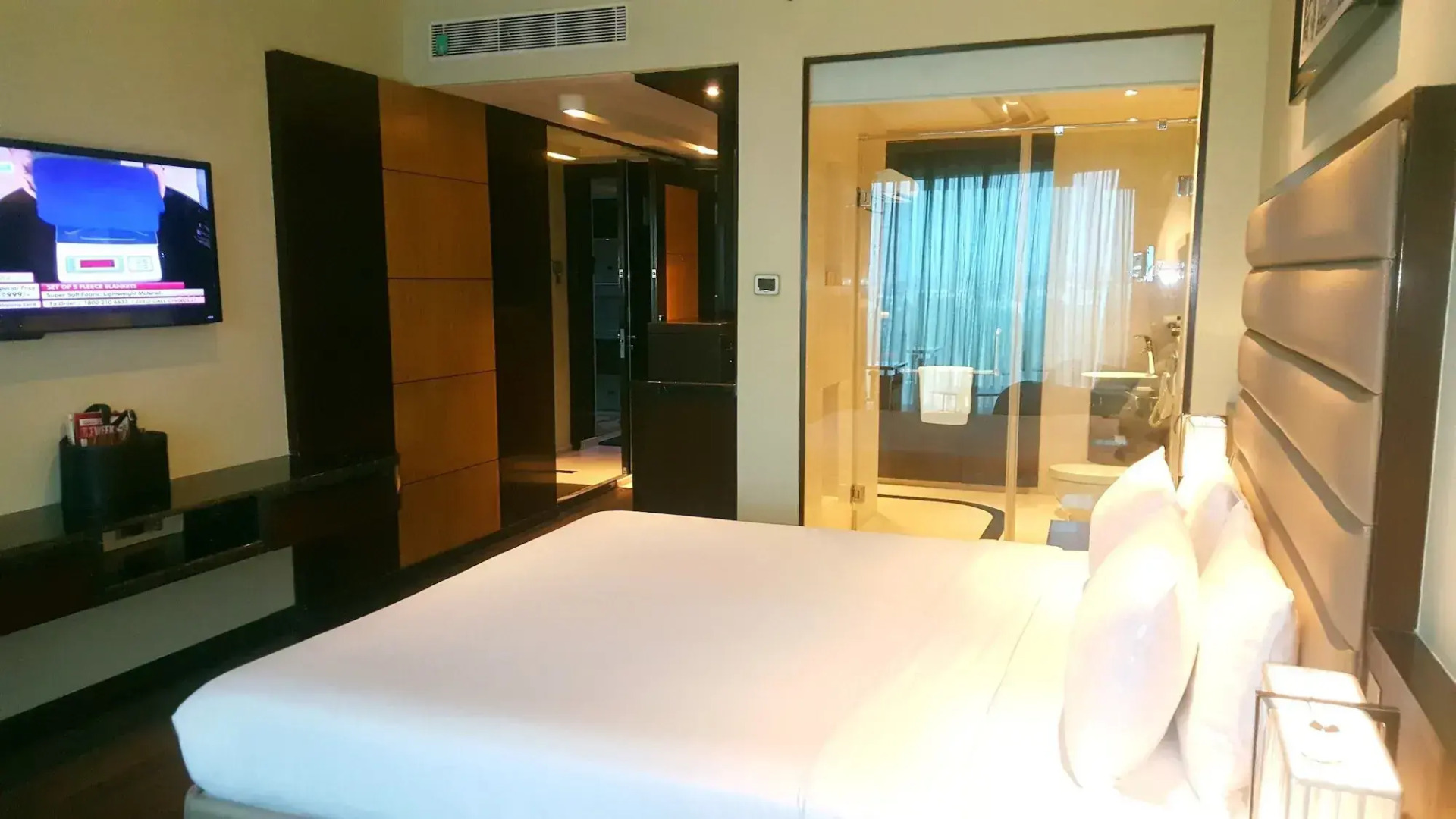 Vivanta Hyderabad, Begumpet