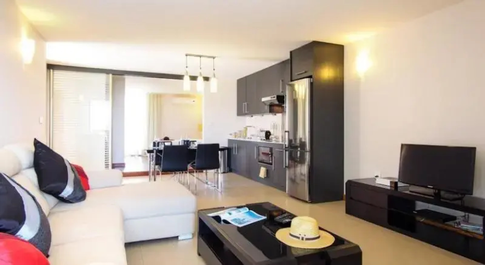 Bon Azur Beachfront Suites & Penthouses