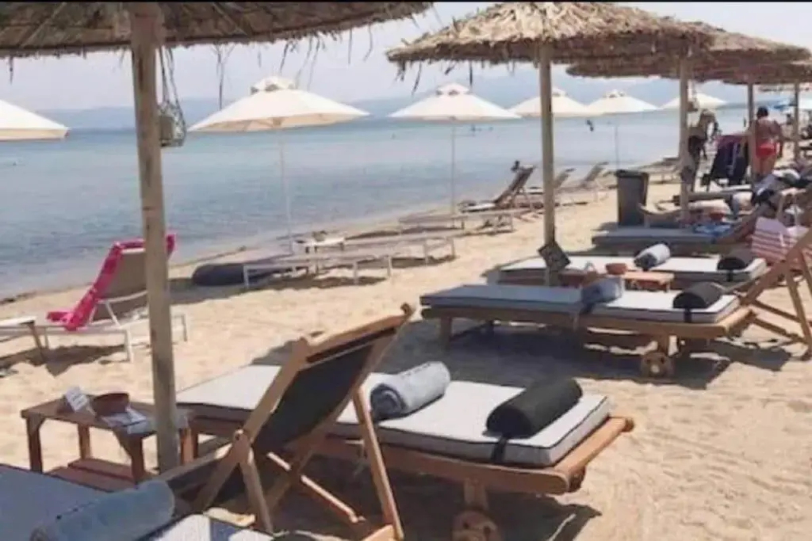Beautiful stylish beach apt near Thessaloniki