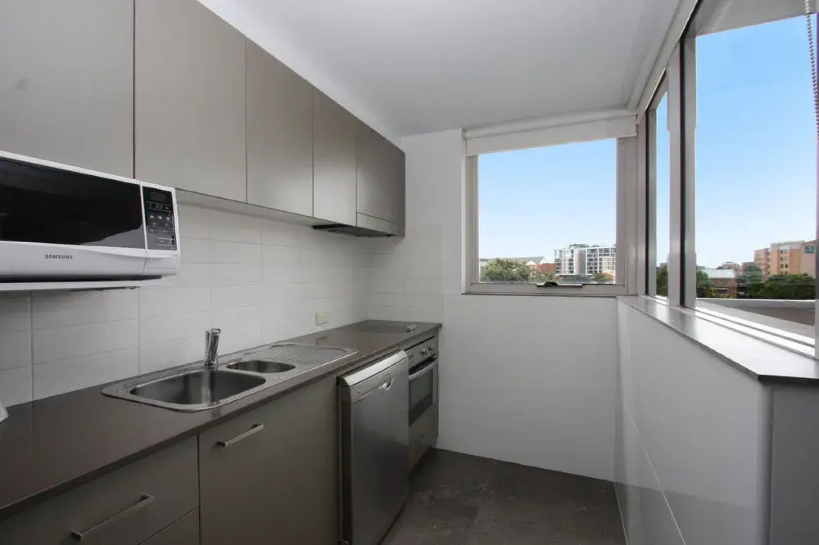 Honeysuckle Executive Apartments