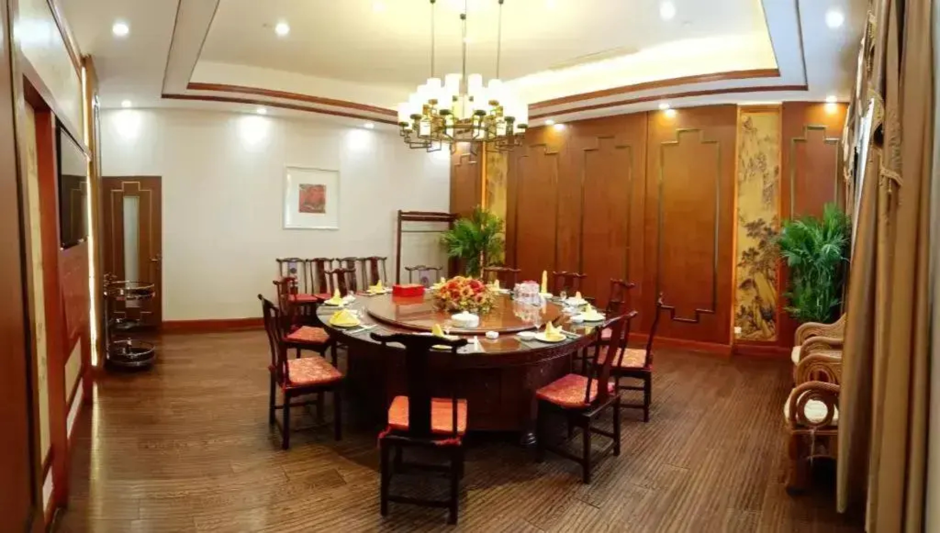 【locals】Taian Taishan District Baolongcity Square